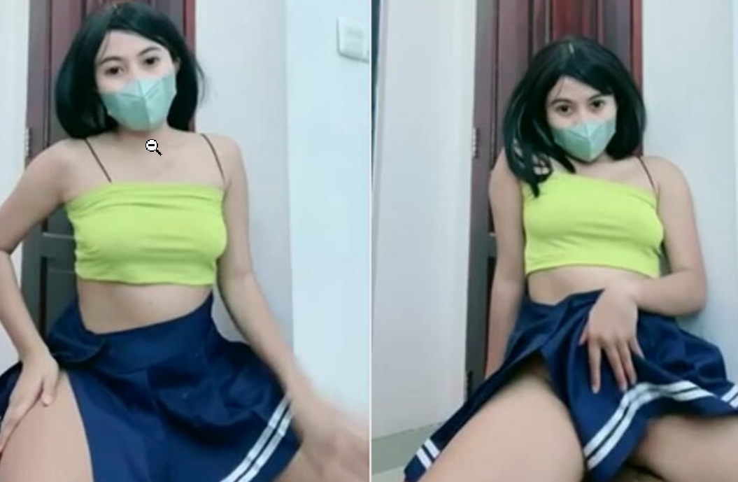 Kak Yuliana Pamerin Toket dan Memek