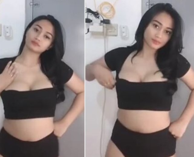 Viana Rizky Cantik Seksi Menggelegar